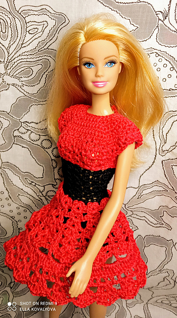 Red-black modern dress for Barbie doll