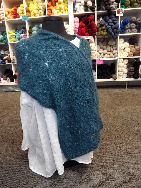 Minerva Shawl