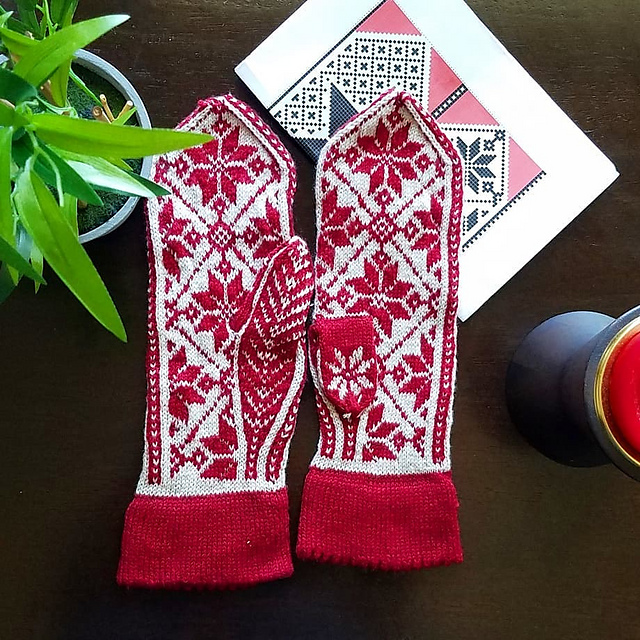 Snowflake Mittens