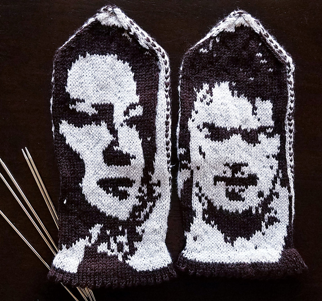 Outlander Mittens