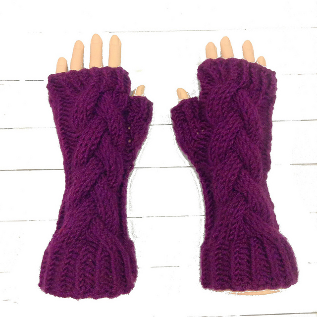 Branch Cable Fingerless Gloves