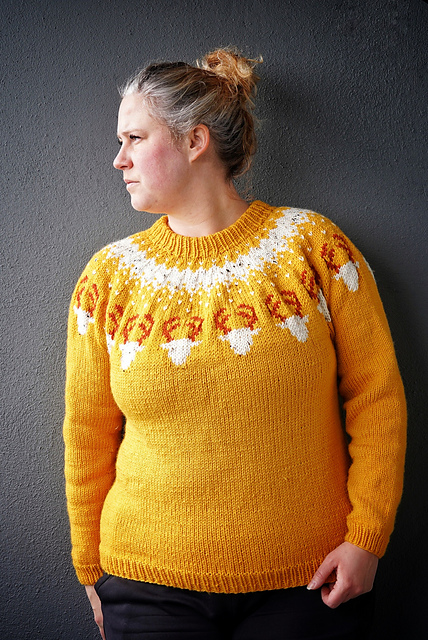 Ravelry: Reindeer Lopapeysa pattern by Elisa in Iceland