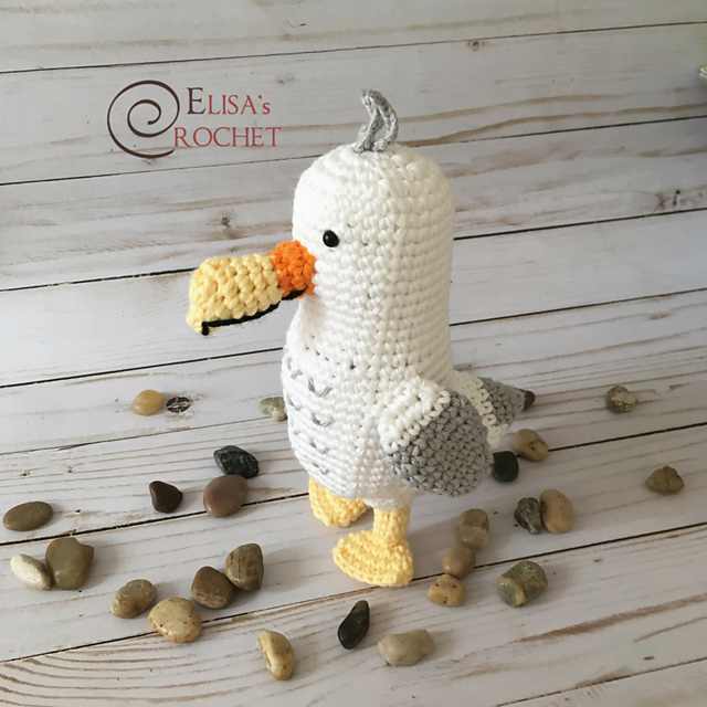 JONATHAN the Seagull Amigurumi