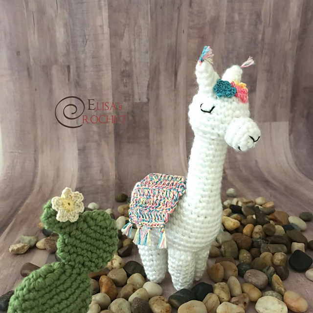 VIOLET the Alpaca Amigurumi