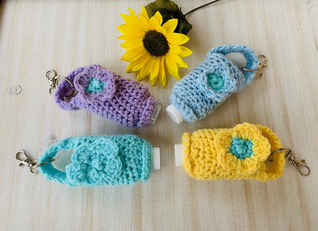 Hand Sanitizer Holder without Snaps