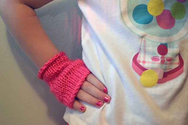 Pink Girly Mitts