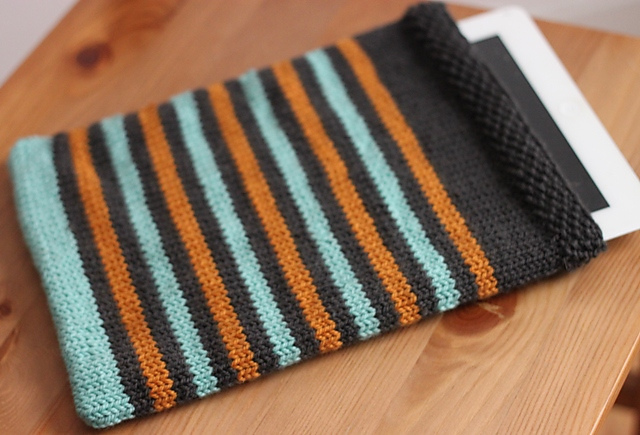 Easy iPad Sweater