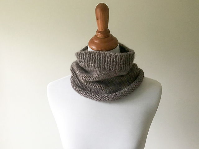 Ravelry: Short Stack Neckwarmer pattern by Elizabeth Smith