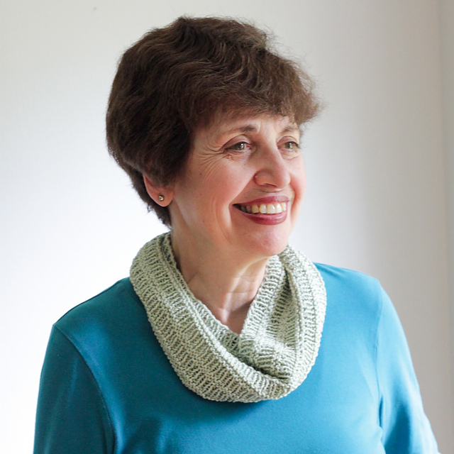 Lorraine Cowl