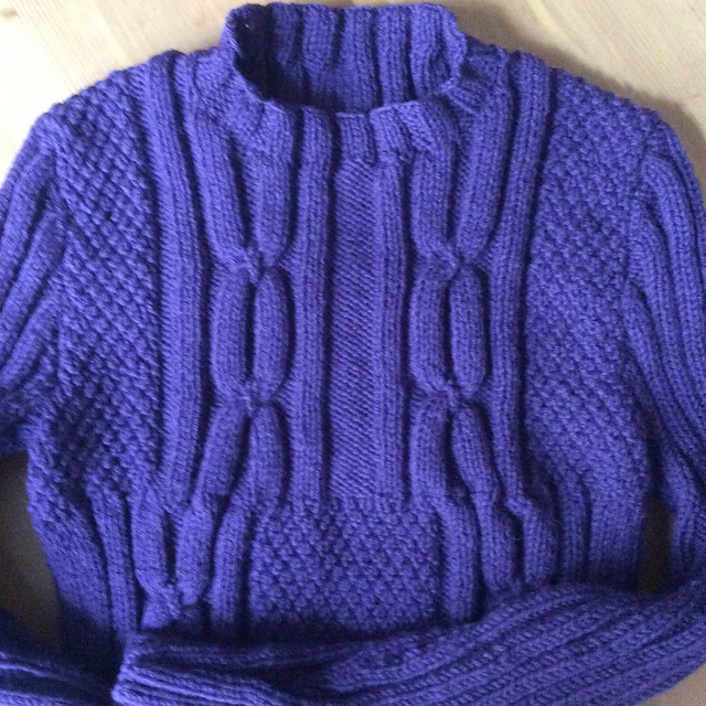 # 39 Pulli in Patchworkoptik
