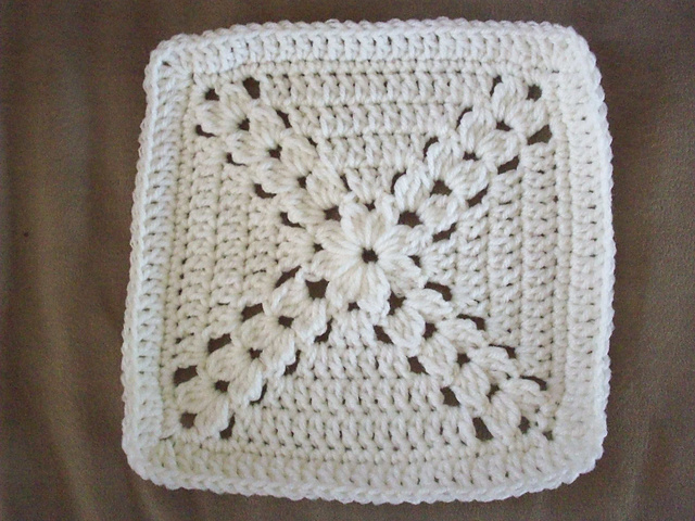 Granny Square 14