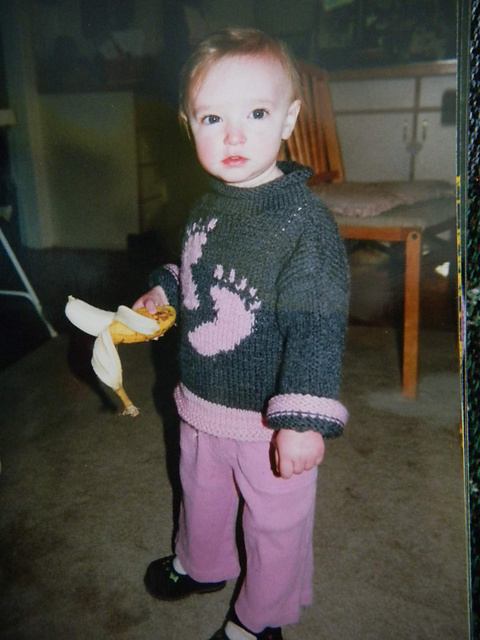Pictoral Pullover - Little Feet
