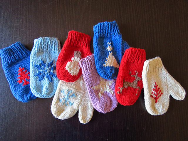 Tannenbaum Mini Mitts Christmas Ornaments