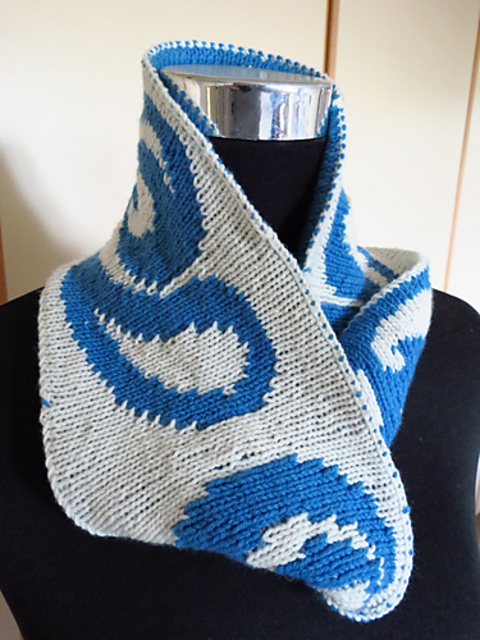 Kirkwood Reversible Twist Cowl