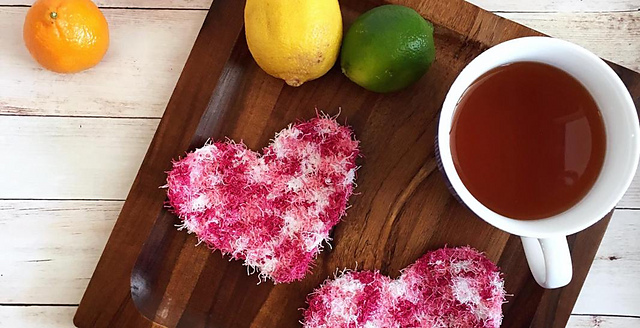 Heart Shaped Dish Scrubby