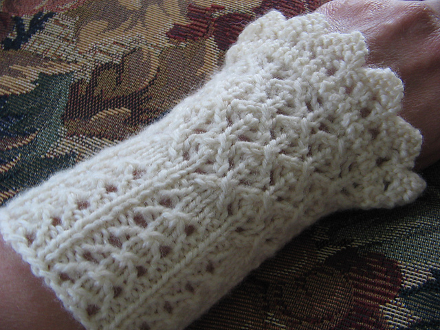 Lace Wristers