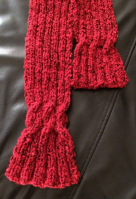 Cable-Ended Scarf