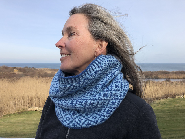 Mohegan Trail Cowl
