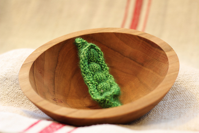 The Woolen Garden: Peas