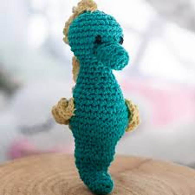 Bubbles Hoooked Seahorse