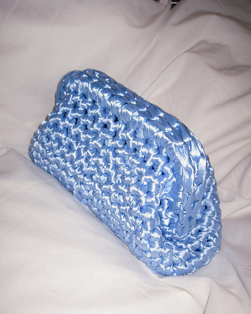 Oyster Clutch
