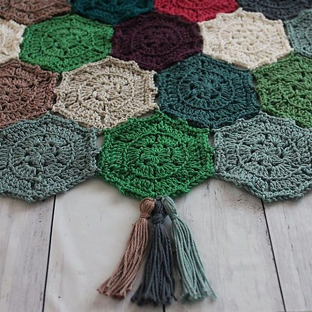 2018 Advent Table Runner