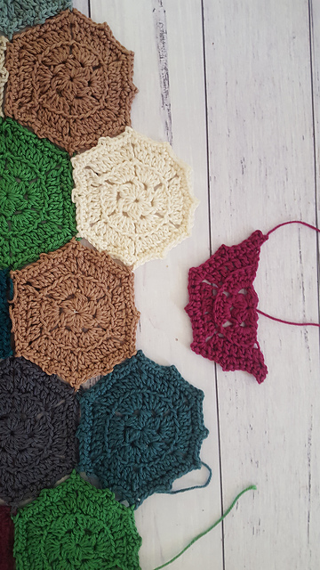 2018 Advent - Half Hexagon