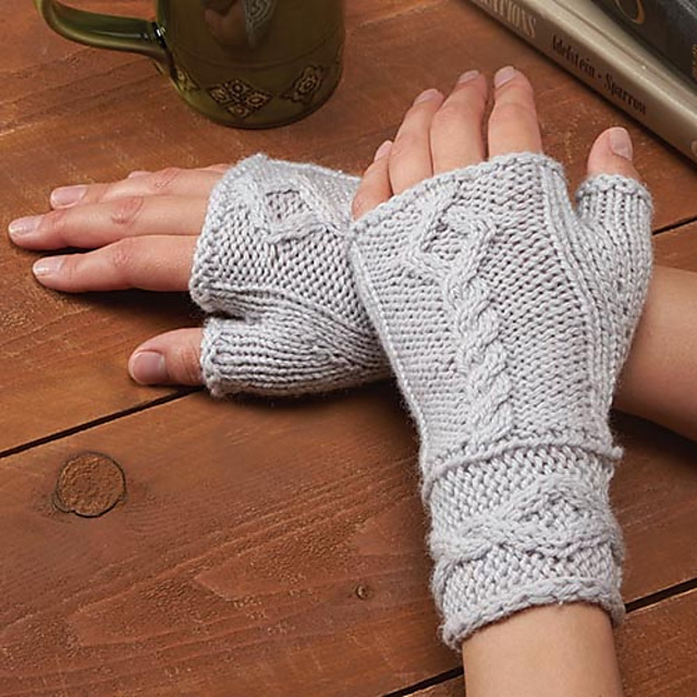Diamond Back & Around Mitts
