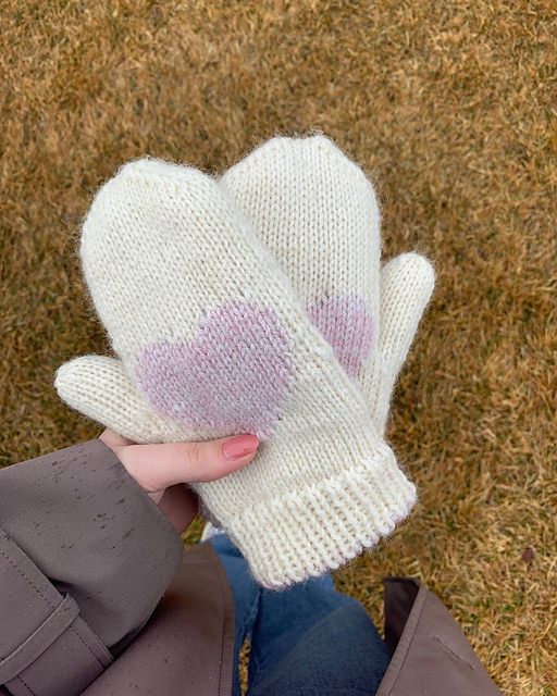 Margaret Heart Mittens