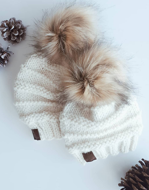 The Kayla Toques
