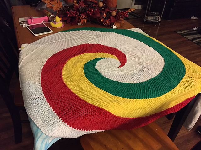 Kaylee's Swirl Blanket