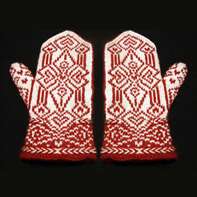 The Spear Maiden's Heart Mittens