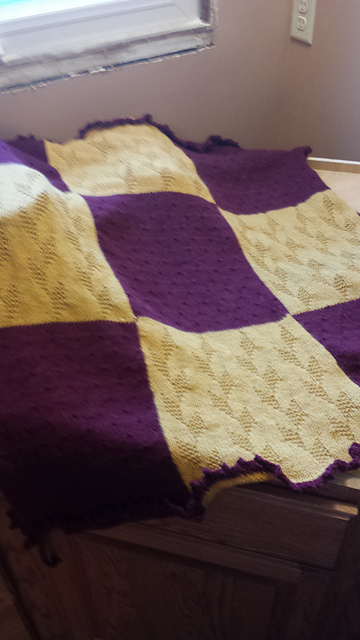 Seeds & Leaves Throw