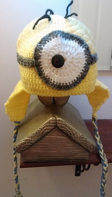 Yellow Helper hat!