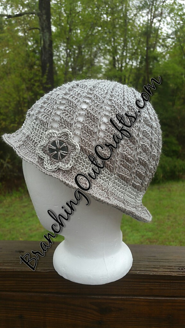 Swirled Thread Cloche