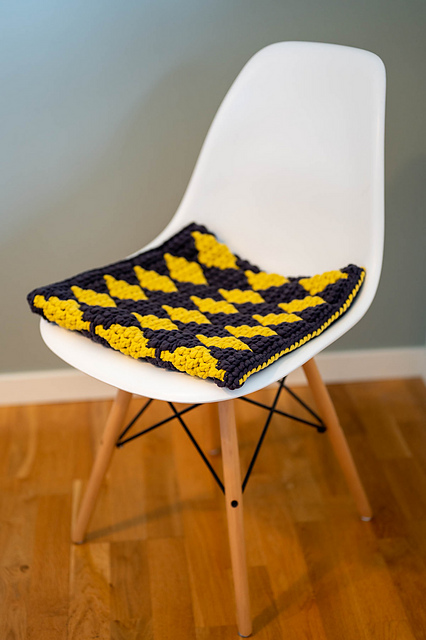 Mosaic Crochet Seat Pad
