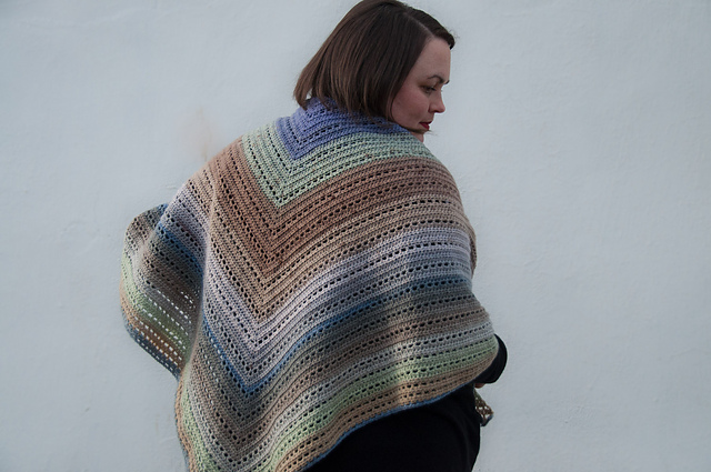Ice To Bloom Triangle Shawl