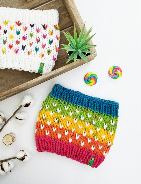 Classic Little Hearts Cowl