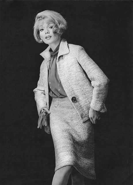 1376 Lady's suit