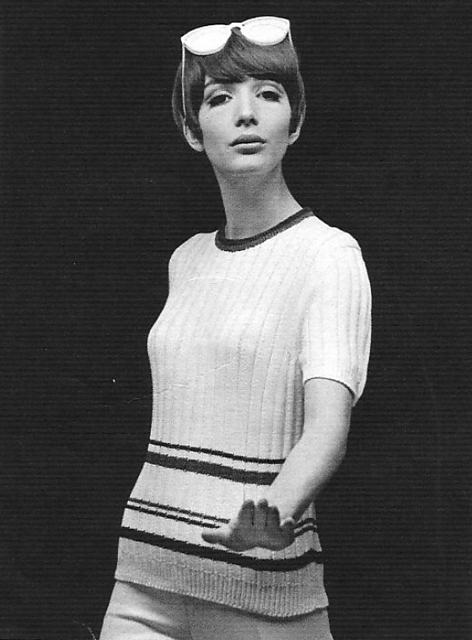 1421 Sweater for teenager
