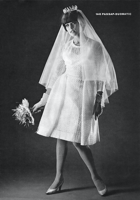 1445 Wedding dress