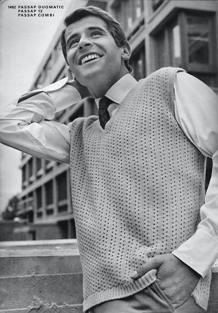 1482 Men's sleeveless sweater