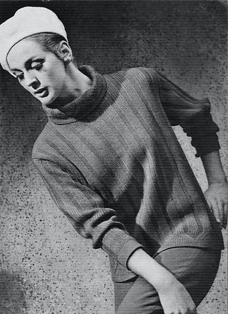 1443 Lady's sweater