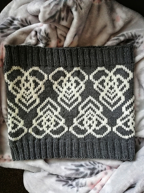 Mamaidh Colorwork Cowl