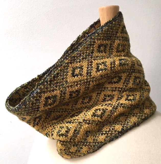 Gloria Dei Cowl
