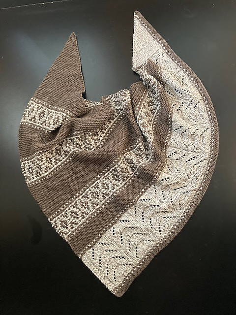 Rose Alley Shawl