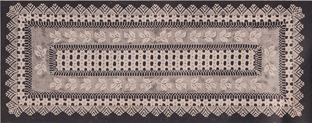 Rose and Filet Extravaganza Scarf