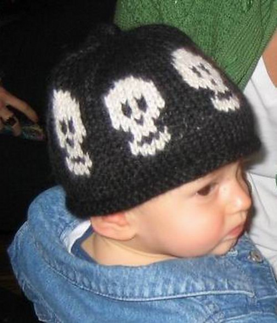 Ghostskulls:Beanie with Skull Motif