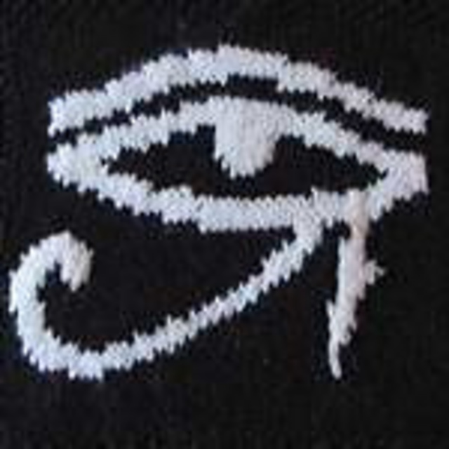 Magickal Throw: Eye of Ra