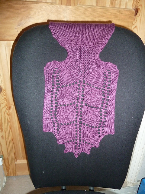 Leafy Bow Scarf